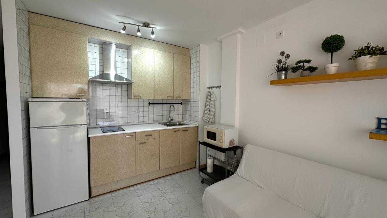 Apartamento De Playa En Santa Margarita. Roses Eksteriør billede