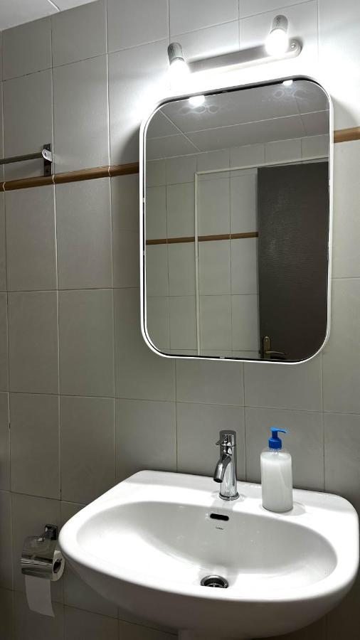 Apartamento De Playa En Santa Margarita. Roses Eksteriør billede