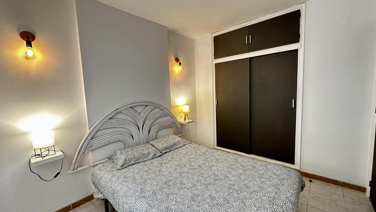 Apartamento De Playa En Santa Margarita. Roses Eksteriør billede